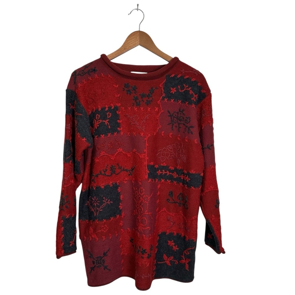 Jaclyn Smith L Red Embroidered Patchwork Floral Design Crew Neck Sweater